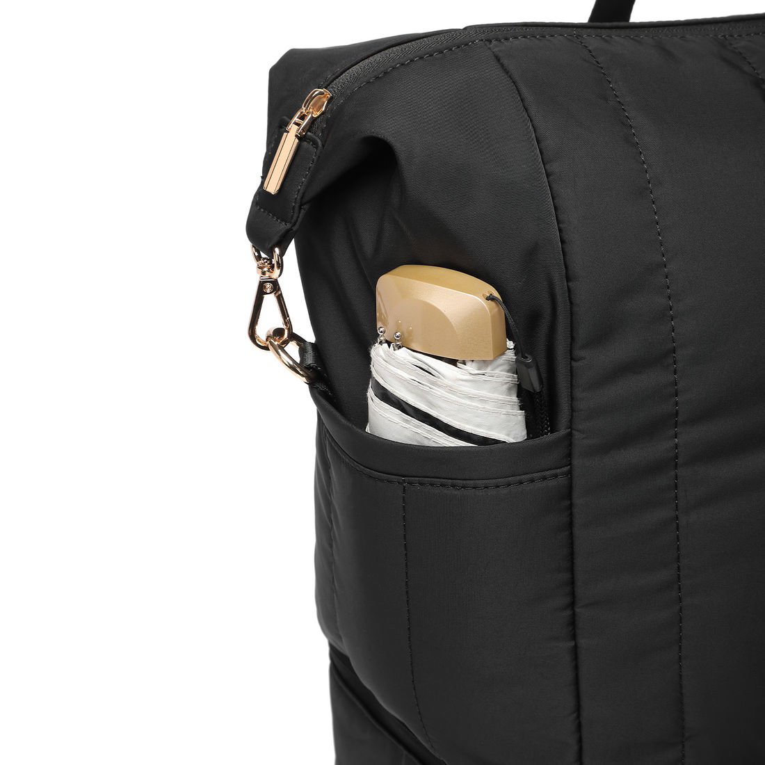Kit Mala de Bordo 10kg, 23kg e Frasqueira Brasil Maloa Preto PC e ABS com Bolsa Nomad Preto Kit Mala de Bordo 10kg, 23kg e Frasqueira Brasil Maloa Preto PC e ABS com Bolsa Nomad Preto