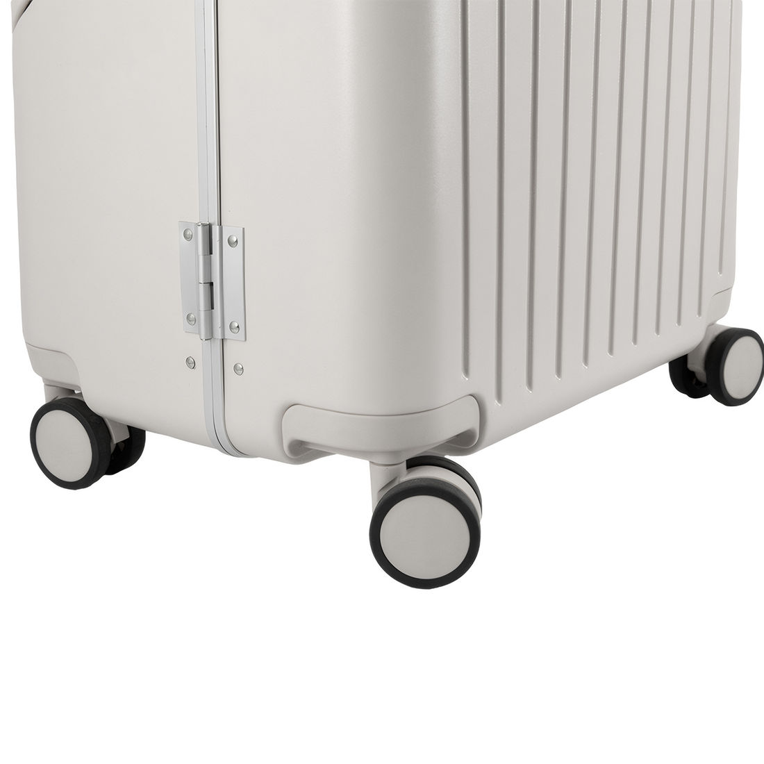 Kit Mala de Assento Grécia Media 23 kg Branca, Bolsa Confort e Tag Good Travel Branca