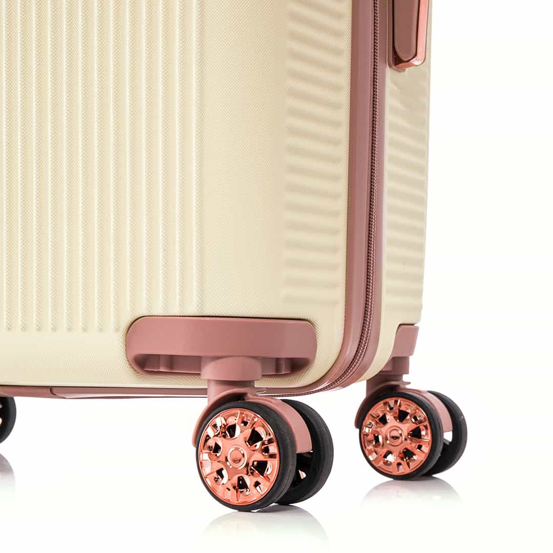 Kit de Mala Pequena de Bordo 10 kg Croácia  Bege, Porta Sapato Rosa, Kit Frasco 7 Peças Rosa e Tag Good Travel Rosa