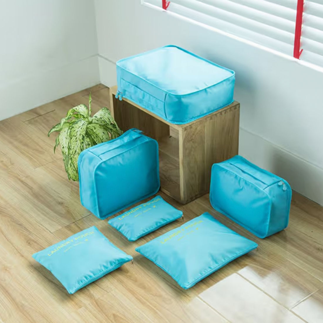 Kit Completo Brasil Branco, Kit Frasco 7 Pecas, Bolsa Journey e Kit Organizador Laundry Azul