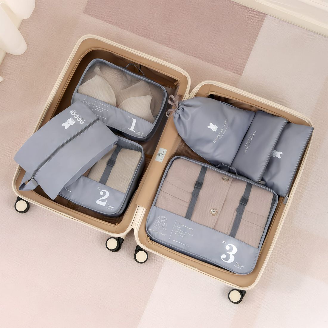 Kit Completo Brasil Prata, Almofada de Pescoço, Kit Frasco 7 Pecas e Organizador de Malas Travel to Live Cinza Kit Completo Brasil Prata, Almofada de Pescoço, Kit Frasco 7 Pecas e Organizador de Malas Travel to Live Cinza