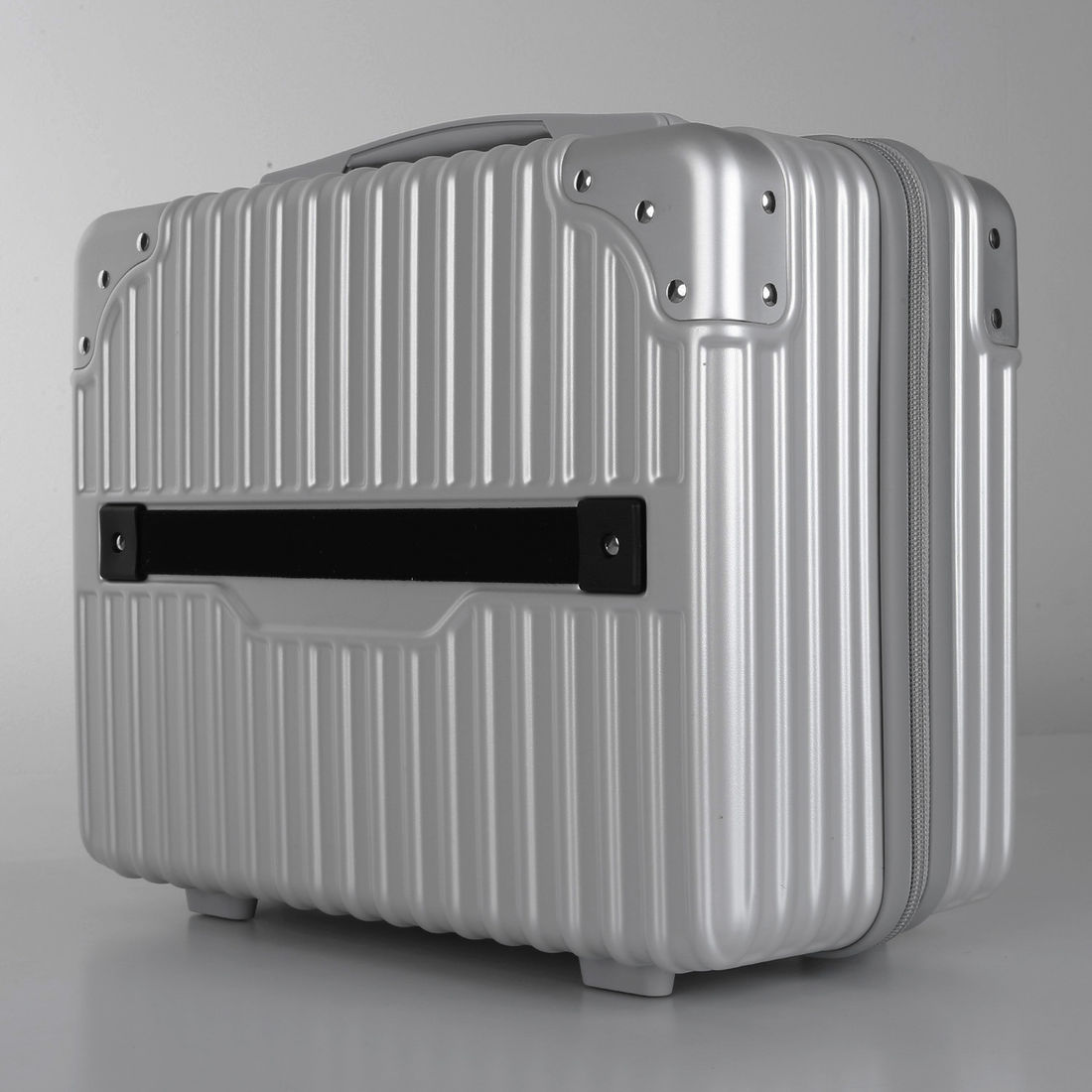 Conjunto Mala de Viagem Pequena de Bordo 10kg Policarbonato ABS Noruega Maloa Prata