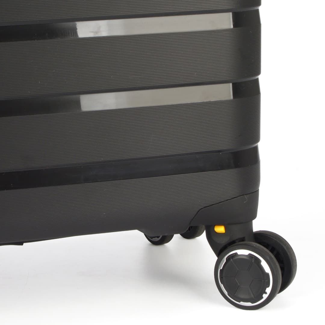 Mala de Viagem Media 22 Chamonix Preto em polipropileno e com expansor Mala de Viagem Media 22 Chamonix Preto em polipropileno e com expansor