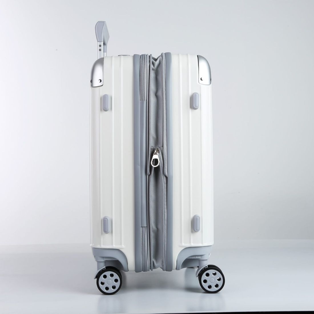 Kit de Viagem com 4 Peças ABS Policarbonato com Expansor Brasil Maloa Branco