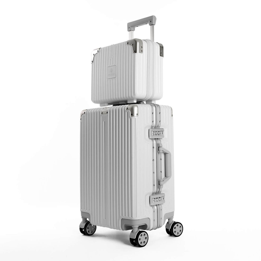 Kit de Mala Pequena de Bordo 10 kg Noruega Branco, Frasqueira Bali e Kit Organizador Colorful Life Acqua Kit de Mala Pequena de Bordo 10 kg Noruega Branco, Frasqueira Bali e Kit Organizador Colorful Life Acqua