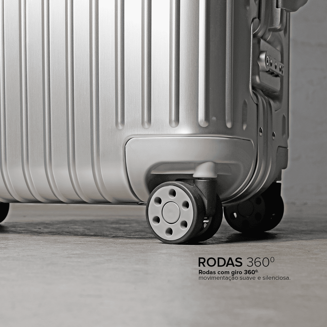 Mala de Viagem Pequena de Bordo 10 kg em Aluminio Dubai Maloa Prata