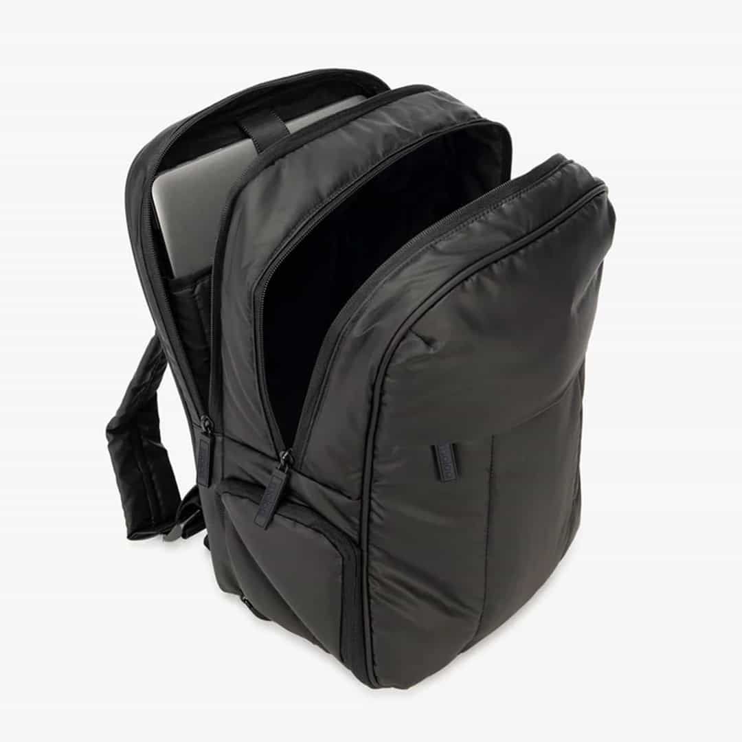 Kit de Mala Pequena de Bordo, Necessaire Confort Preta e Rosa com Mochila Confort Preta e Rosa