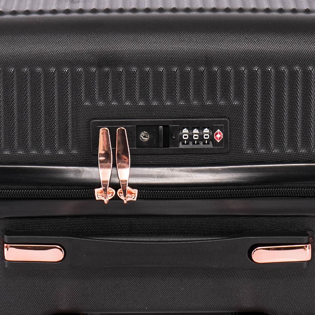 Compre Kit de Malas de Viagem Croácia Preto Media 23kg, Grande 32kg, Frasqueira e Leve Capa de Mala Transparente M e G Compre Kit de Malas de Viagem Croácia Preto Media 23kg, Grande 32kg, Frasqueira e Leve Capa de Mala Transparente M e G