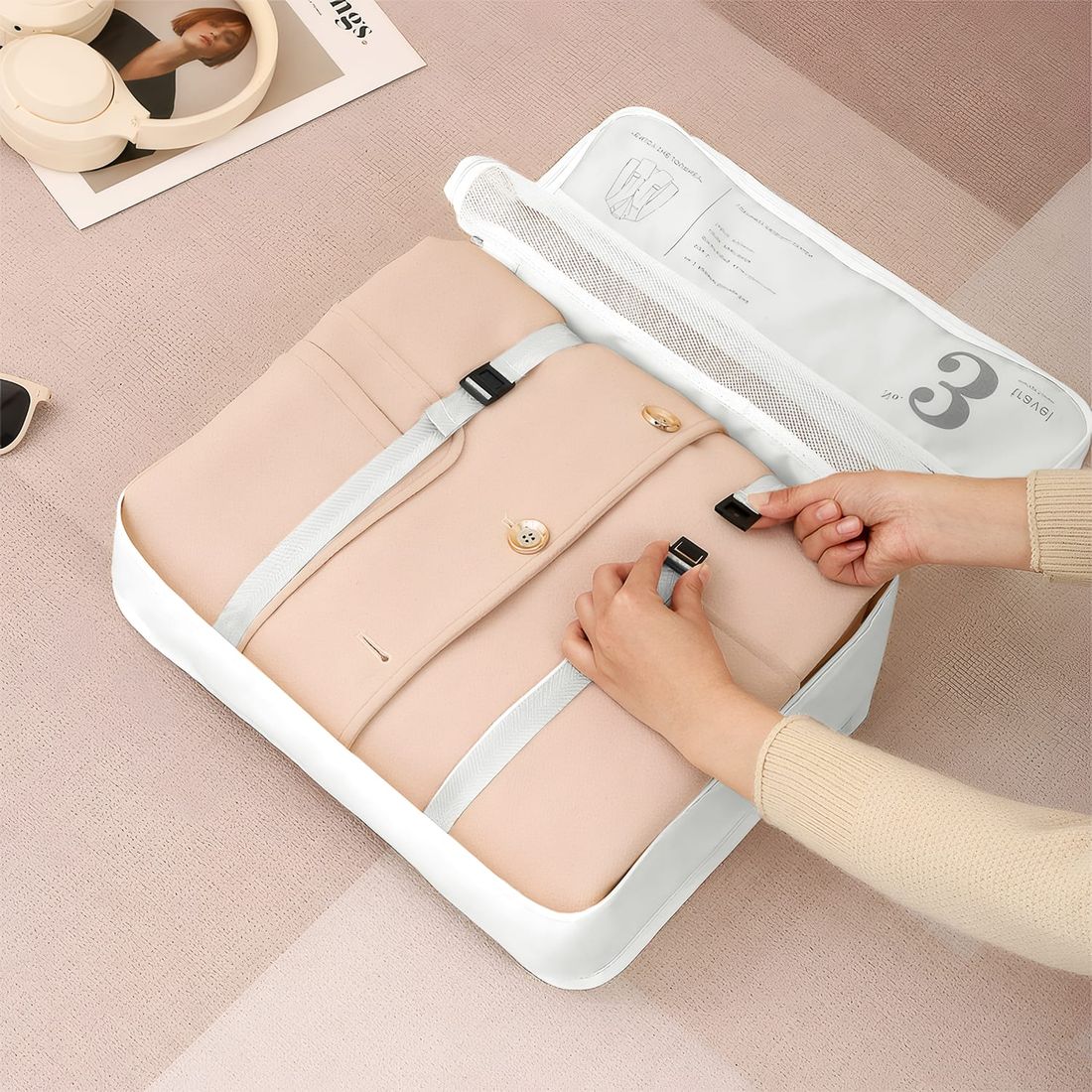 Kit de Mala Pequena 10 kg Holanda Preto e Branco com Organizador de Mala Travel to Live Preto e Branco Kit de Mala Pequena 10 kg Holanda Preto e Branco com Organizador de Mala Travel to Live Preto e Branco