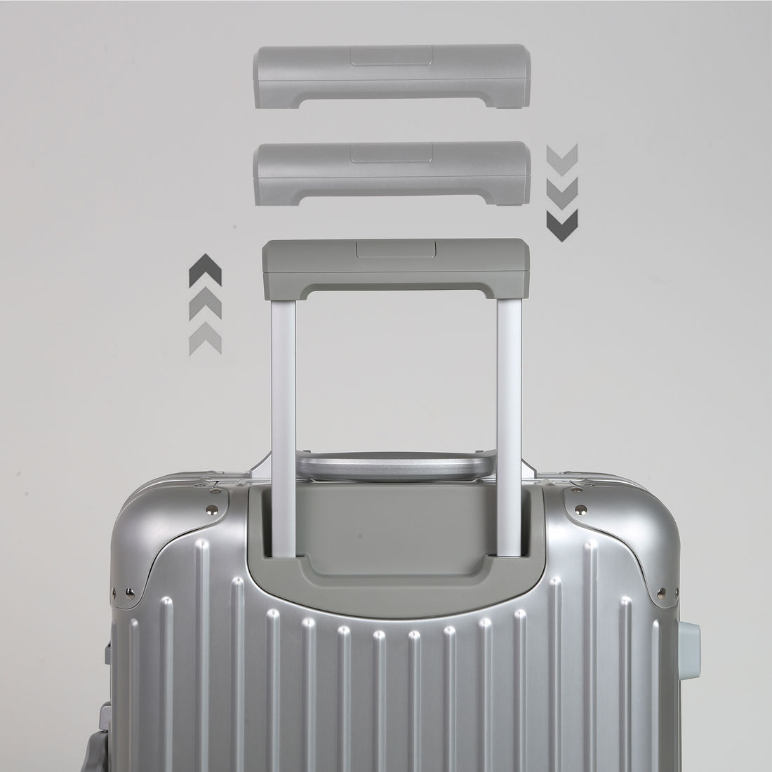 Mala de Viagem Pequena de Bordo 10 kg em Aluminio Dubai Maloa Prata