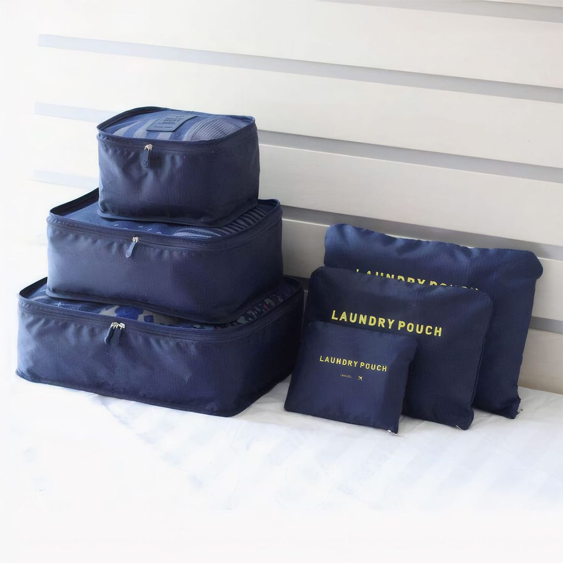 Kit de Mala Pequena de Bordo 10 kg Bélgica Azul, Kit Frascos 10 Pecas, Organizador Sapato, Organizador Laundry Pouch e Home Spray Aroma`loa Kit de Mala Pequena de Bordo 10 kg Bélgica Azul, Kit Frascos 10 Pecas, Organizador Sapato, Organizador Laundry Pouch e Home Spray Aroma`loa