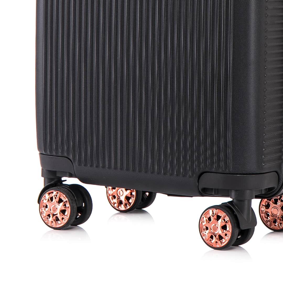 Kit Mala de Viagem Pequena de Bordo 10kg Croácia Preta e Mala Croácia Grande 32kg Preta Kit Mala de Viagem Pequena de Bordo 10kg Croácia Preta e Mala Croácia Grande 32kg Preta