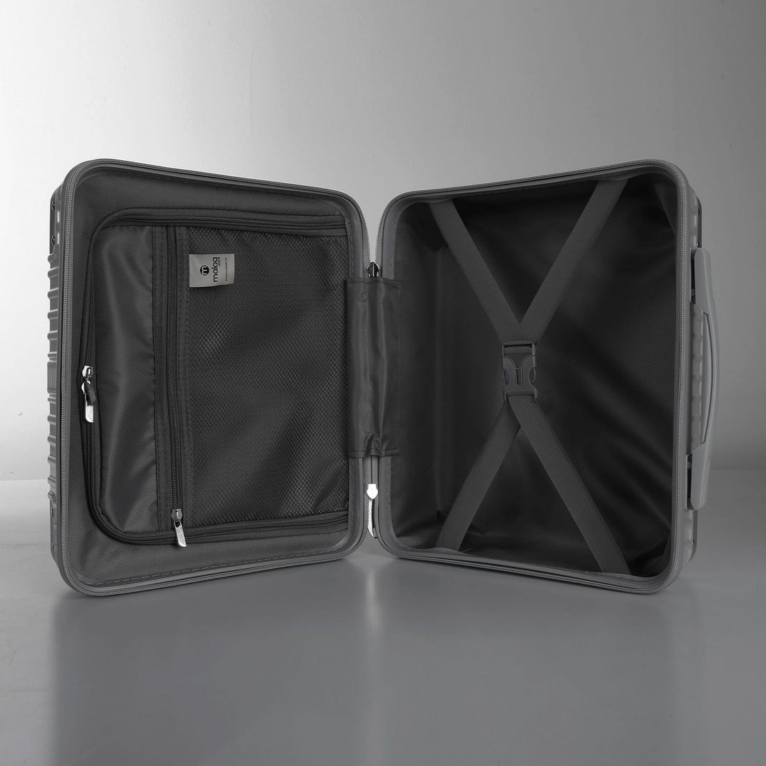 Conjunto Mala de Viagem Grande 32kg Policarbonato ABS Noruega Maloa Prata Conjunto Mala de Viagem Grande 32kg Policarbonato ABS Noruega Maloa Prata