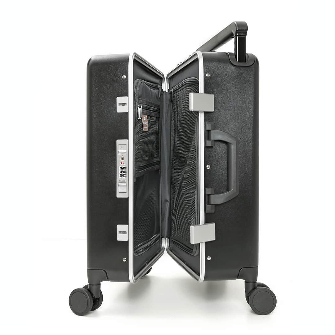 Mala de Viagem Media 23 kg em Policarbonato Dinamarca Maloa Preta