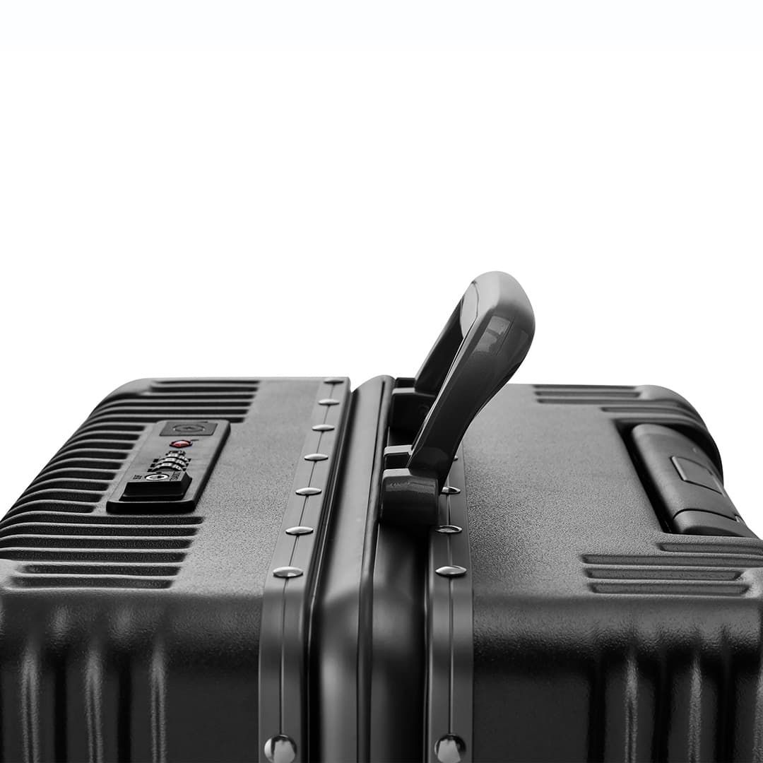 Kit de Mala Pequena de Bordo Suécia Preta e Prata, Organizador Porta Sapato Preto e Rosa com Tag Good Travel Preto e Rosa Kit de Mala Pequena de Bordo Suécia Preta e Prata, Organizador Porta Sapato Preto e Rosa com Tag Good Travel Preto e Rosa