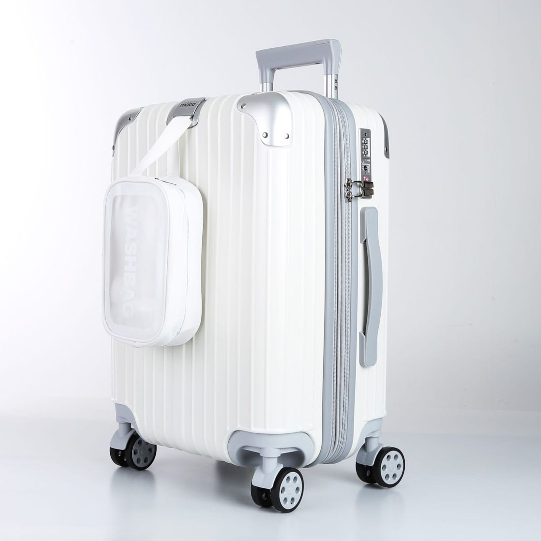 Kit Mala de Viagem Pequena de Bordo 10kg Brasil Branco e Mala Brasil Grande 32kg Branco Kit Mala de Viagem Pequena de Bordo 10kg Brasil Branco e Mala Brasil Grande 32kg Branco