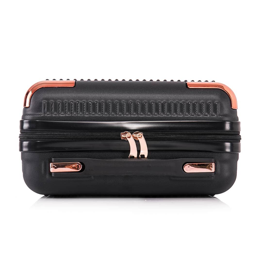 Compre Kit de Malas de Viagem Croácia Preto Media 23kg, Grande 32kg, Frasqueira e Leve Capa de Mala Transparente M e G Compre Kit de Malas de Viagem Croácia Preto Media 23kg, Grande 32kg, Frasqueira e Leve Capa de Mala Transparente M e G