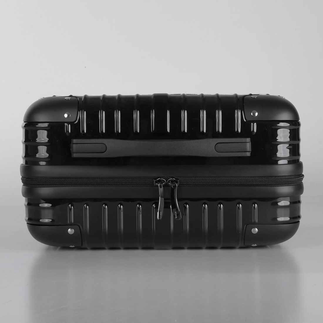 Conjunto Mala de Viagem Pequena de Bordo 10kg ABS Policarbonato com Expansor e Frasqueira Brasil Maloa Preto Conjunto Mala de Viagem Pequena de Bordo 10kg ABS Policarbonato com Expansor e Frasqueira Brasil Maloa Preto