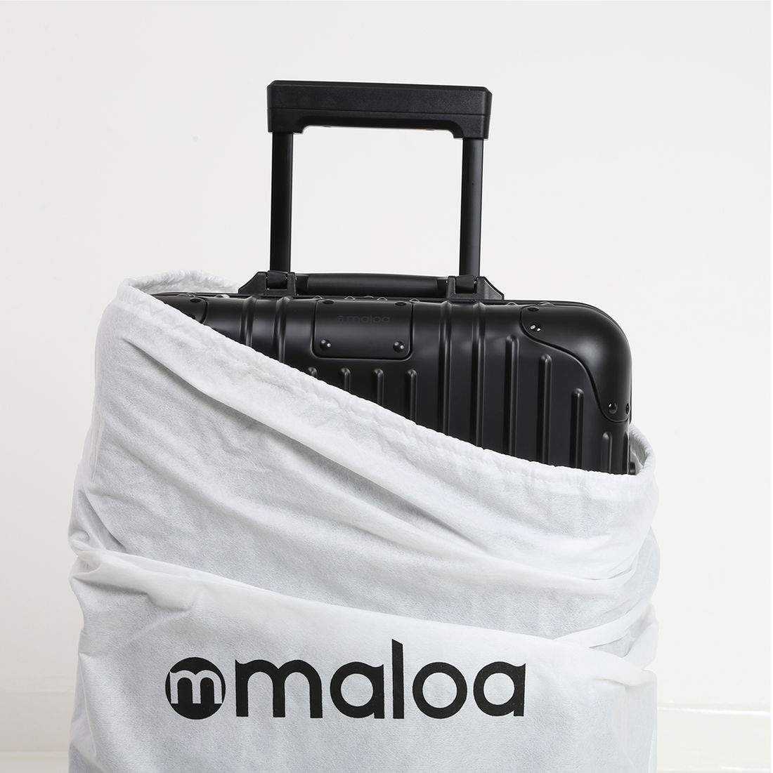 Mala de Viagem Pequena de Bordo 10 kg em Aluminio Dubai Maloa Preto
