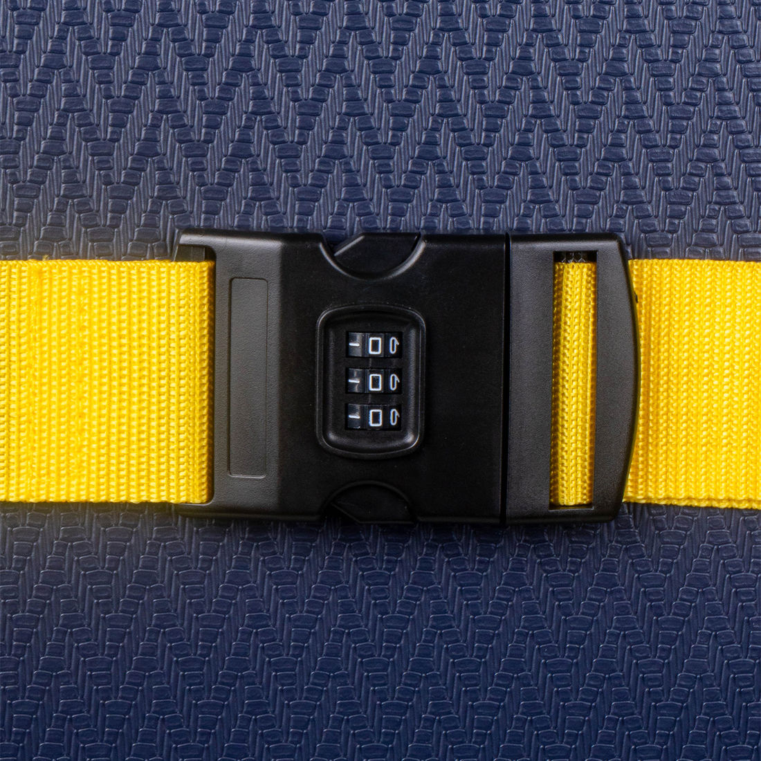 Cinta para Mala de Viagem com Cadeado Numérico Amarelo Cinta para Mala de Viagem com Cadeado Numérico Amarelo