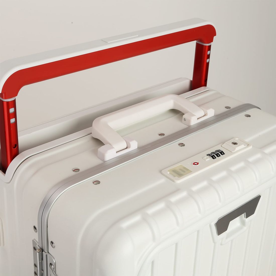 Mala de Viagem Pequena de Bordo 10 kg Policarbonato Islândia Maloa Branco