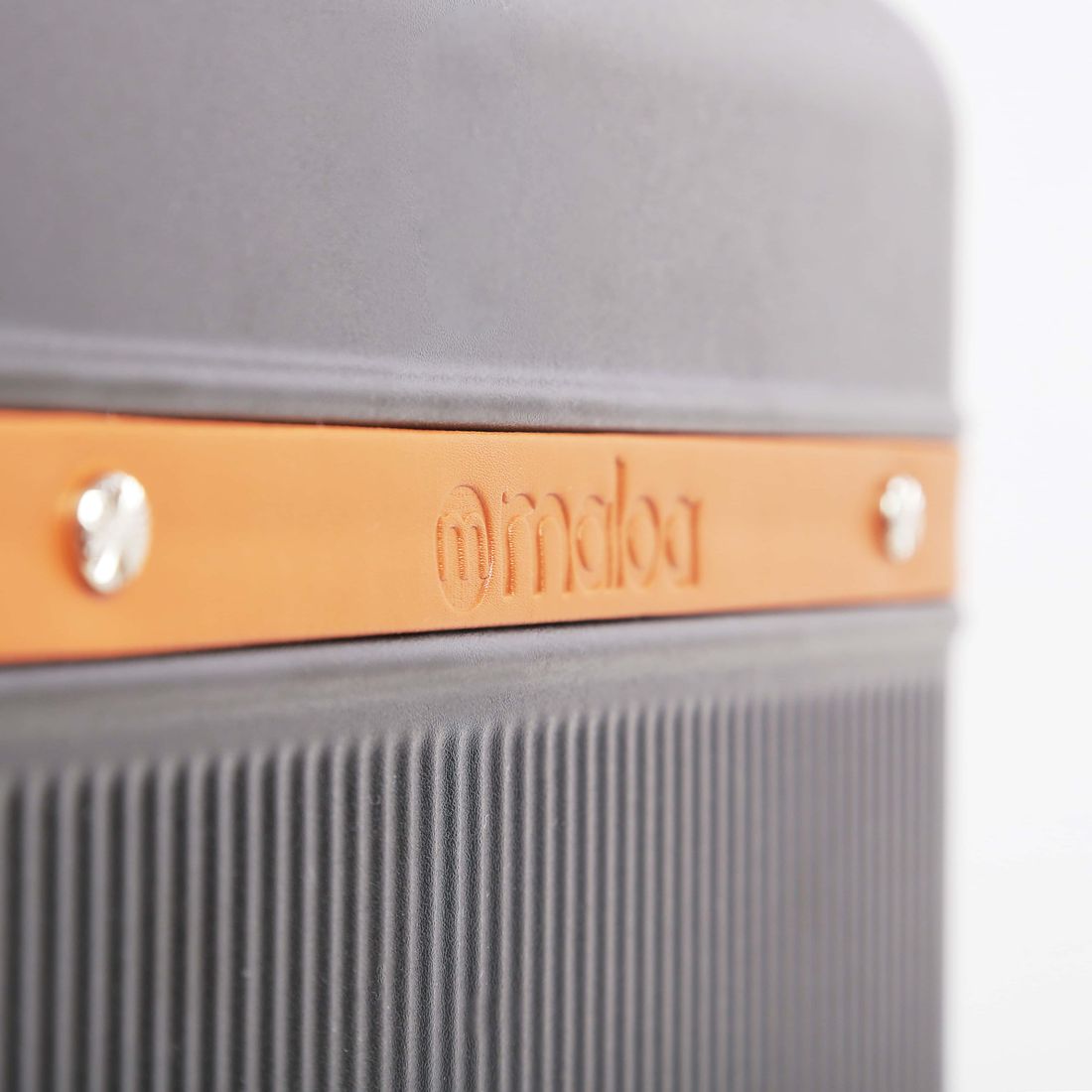 Conjunto Mala de Viagem Pequena de Bordo 10kg Policarbonato Roma e Maletas Porta Taças de Vinho para Viagem Maloa