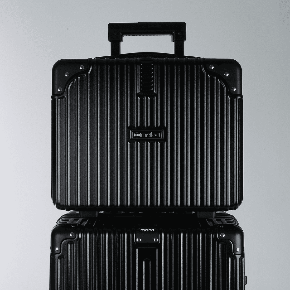 Conjunto Mala de Viagem Pequena de Bordo 10kg Policarbonato ABS Noruega Maloa Preto