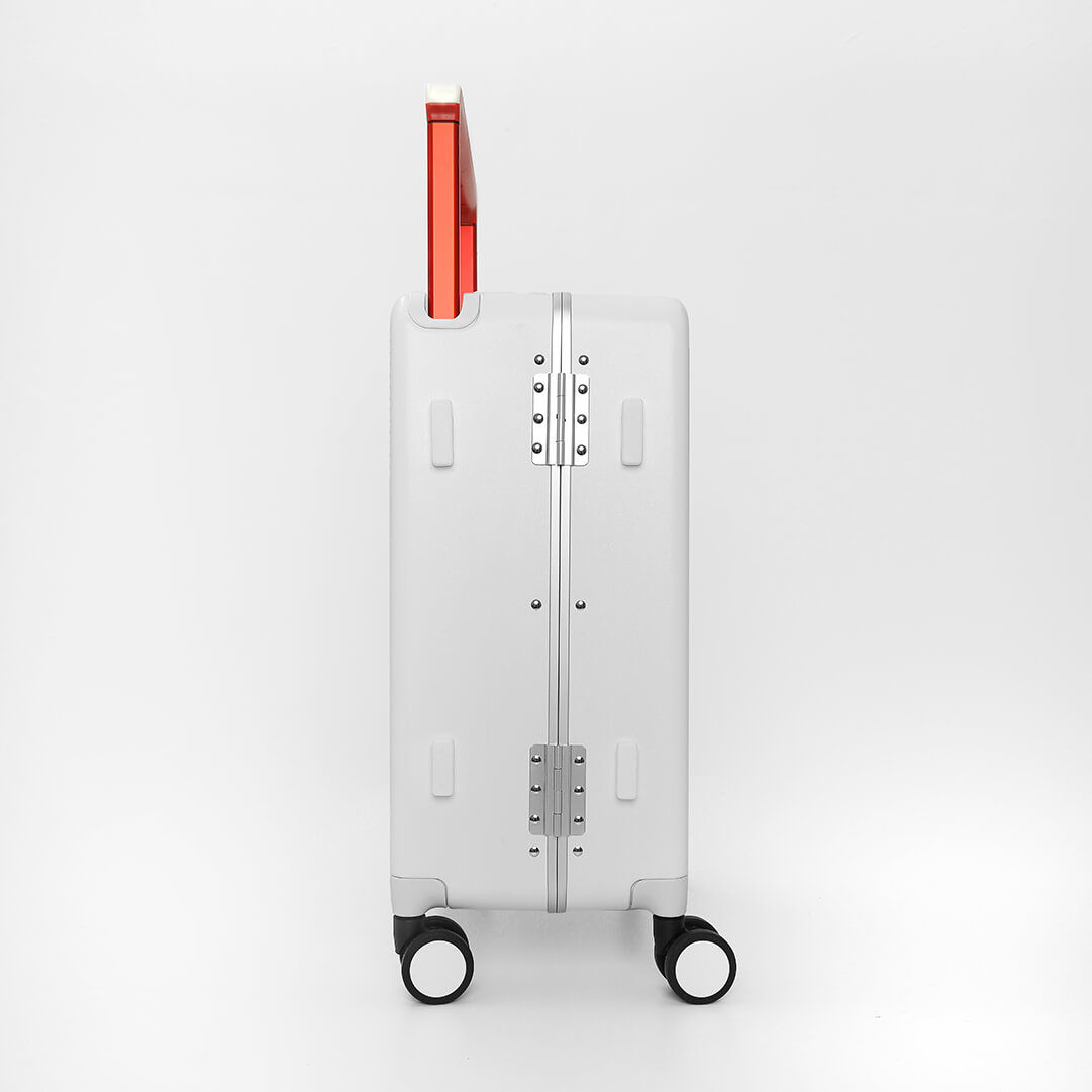 Kit de Malas de Viagem Média 23 kg e Pequena de Bordo 10kg PC Dinamarca Branco