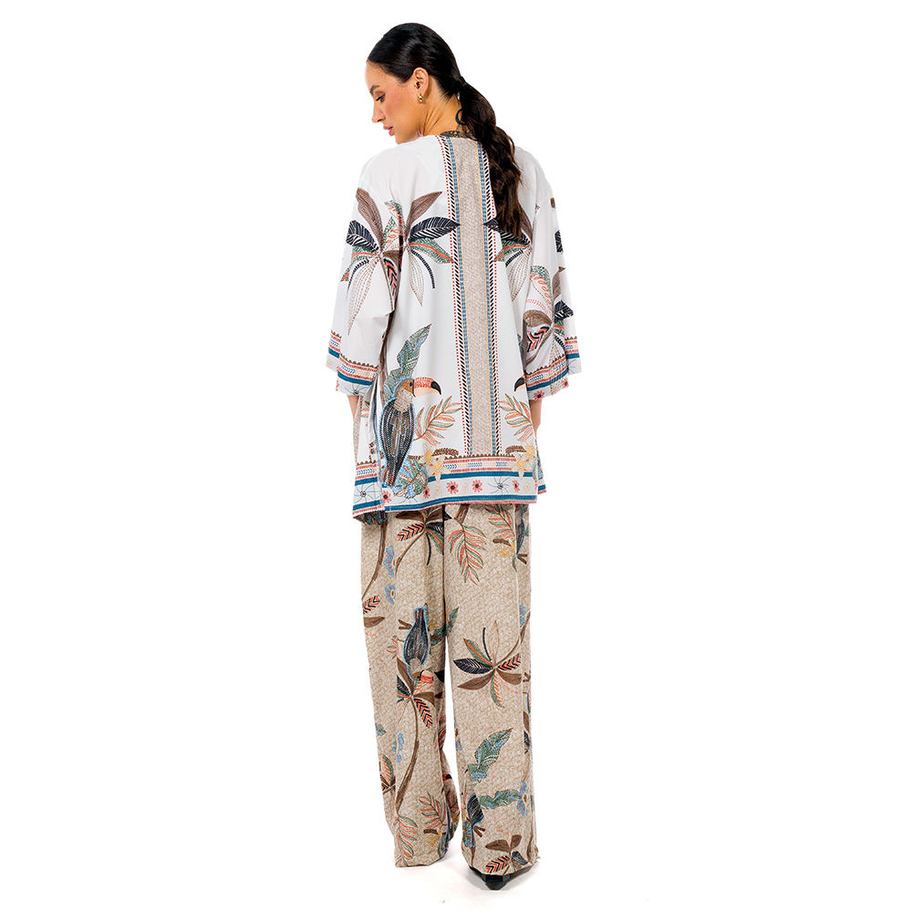 Kimono Raizes Estampado Tucaninhos Bordados