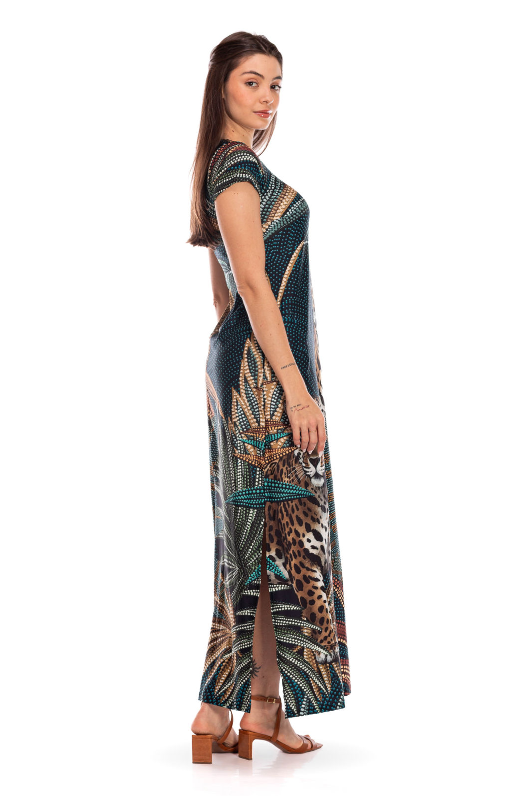 Vestido Feminino Fluid Longo Estampado Onças Pontos de Luz Vestido Feminino Fluid Longo Estampado Onças Pontos de Luz