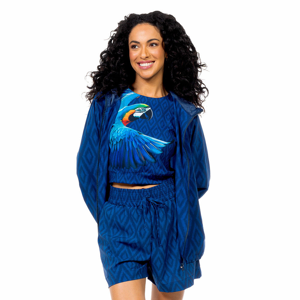 Shorts Atena Resort Estampado Maxi Arara Fundo Azul