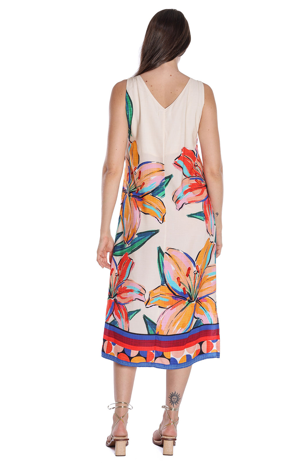 Vestido Feminino Viscose Serena Estampado Canindé Bananas e Lírio Vestido Feminino Viscose Serena Estampado Canindé Bananas e Lírio
