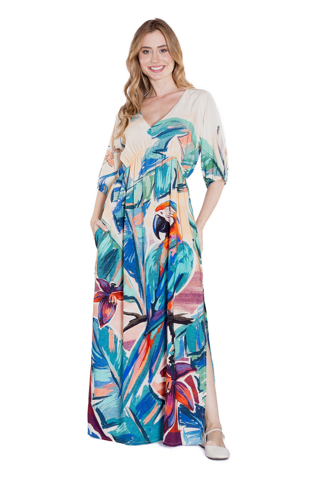 Vestido Feminino Viscose Lotus Estampado Canindé Bananas e Lírio Vestido Feminino Viscose Lotus Estampado Canindé Bananas e Lírio