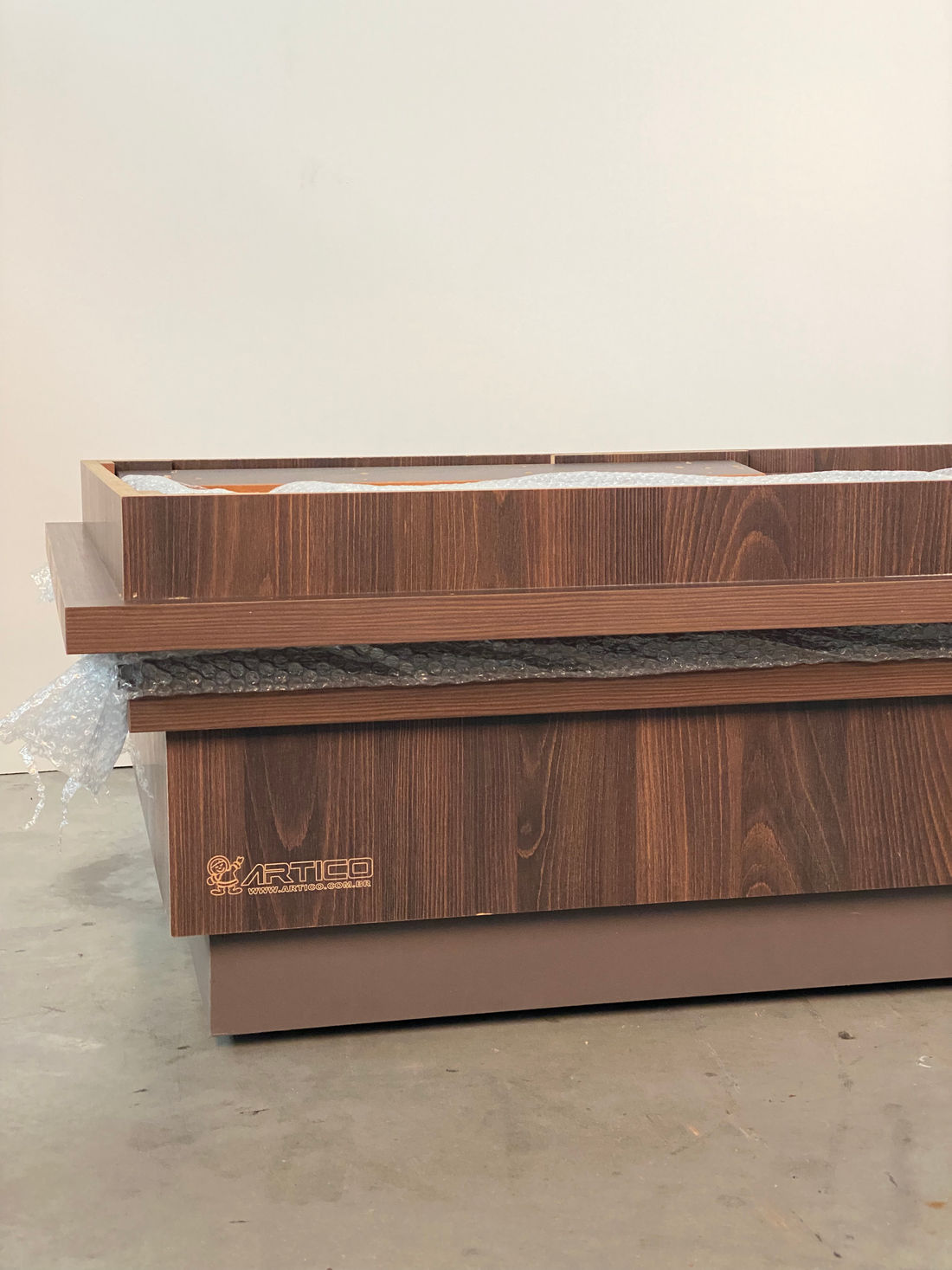 MESA EXPOSITORA NEUTRA MODULO 1950X 900X 900MM TAMPO MDF (Cópia)