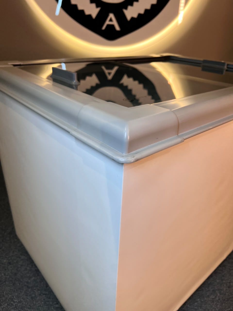 CONGELADOR FREEZER EXPOSITOR VITRINE ECO 250 .E. 220V CINZA CAP EQUIV 310 LT - R290 CONGELADOR FREEZER EXPOSITOR VITRINE ECO 250 .E. 220V CINZA CAP EQUIV 310 LT - R290