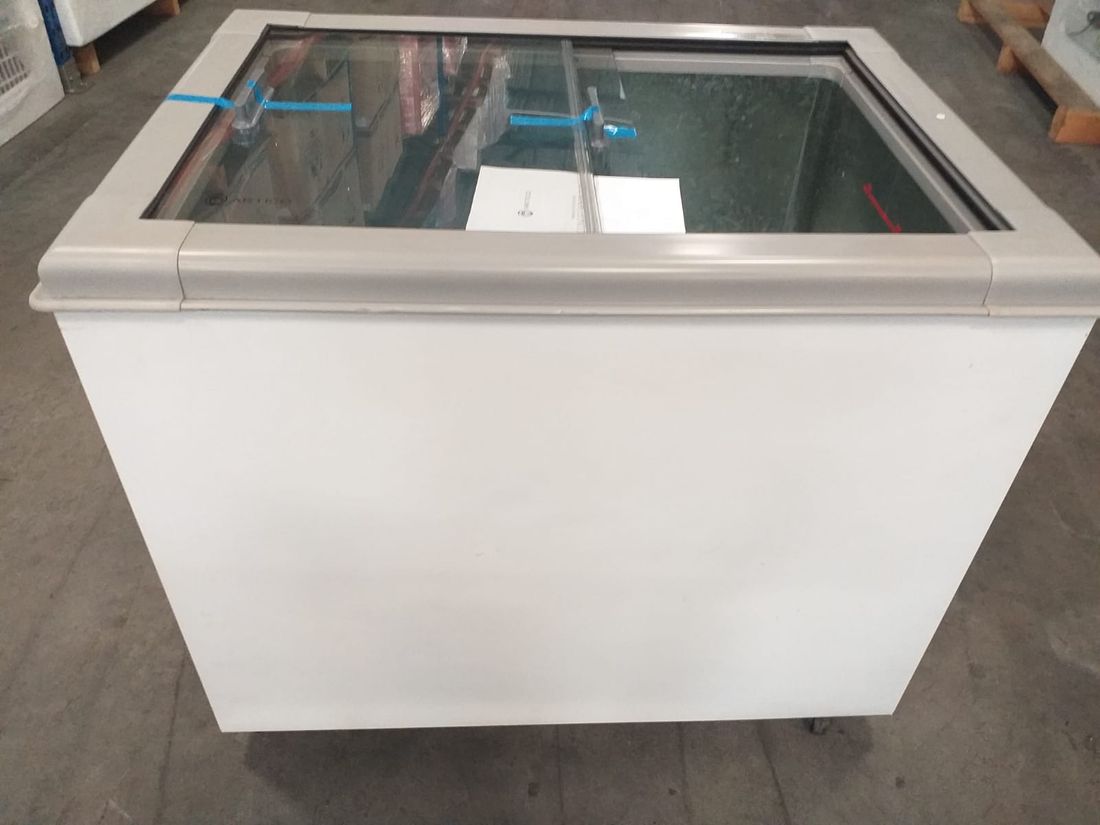 CONGELADOR FREEZER EXPOSITOR VITRINE ECO 250 .E. 220V CINZA CAP EQUIV 310 LT - R290 CONGELADOR FREEZER EXPOSITOR VITRINE ECO 250 .E. 220V CINZA CAP EQUIV 310 LT - R290