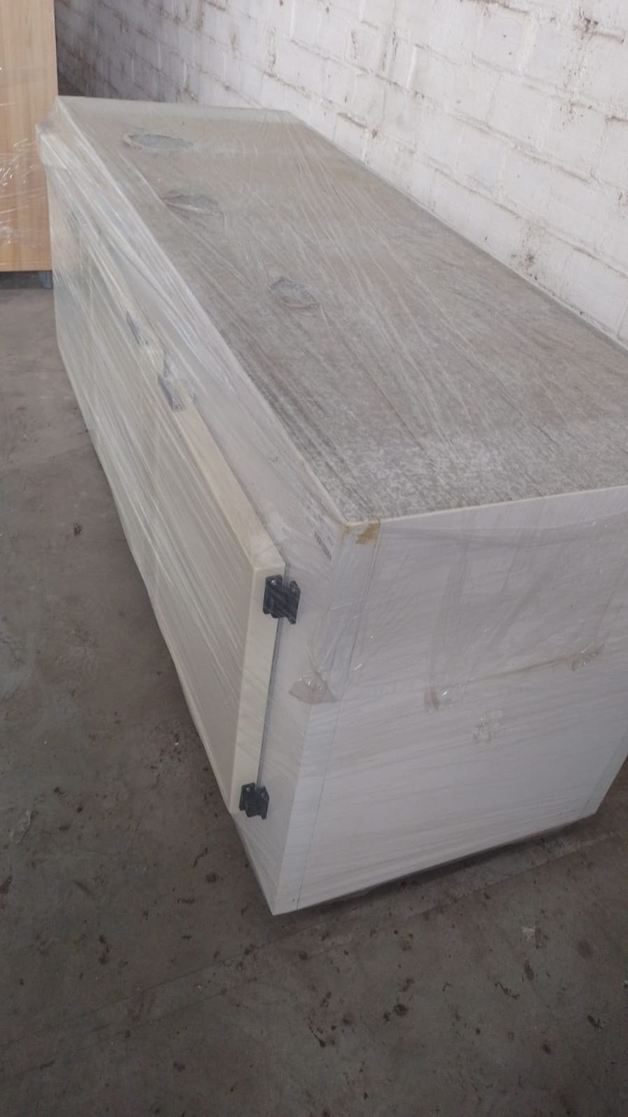 BALCAO REFRIGERADO KROMMA 3 PORTAS 1,92 X 0,70 X 0,90 BEBIDAS - REMOTO      BST-192-K-R