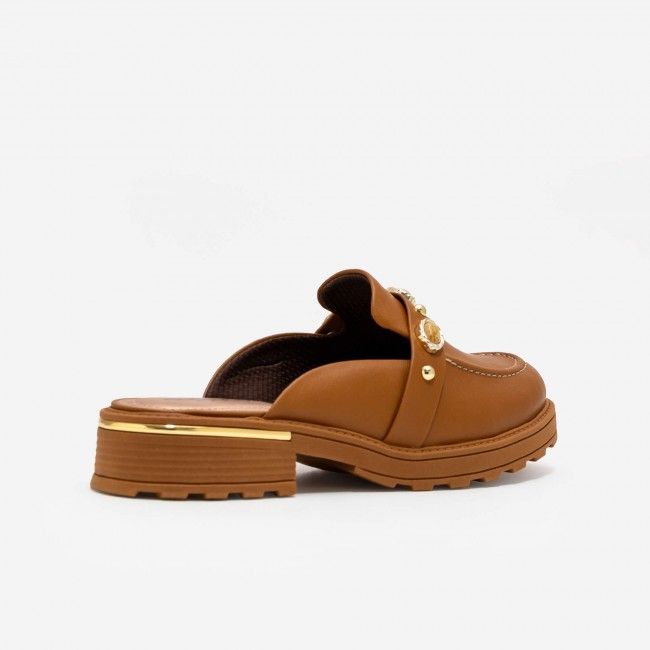 Mule Tratorado com Enfeites Piccadilly Tostado