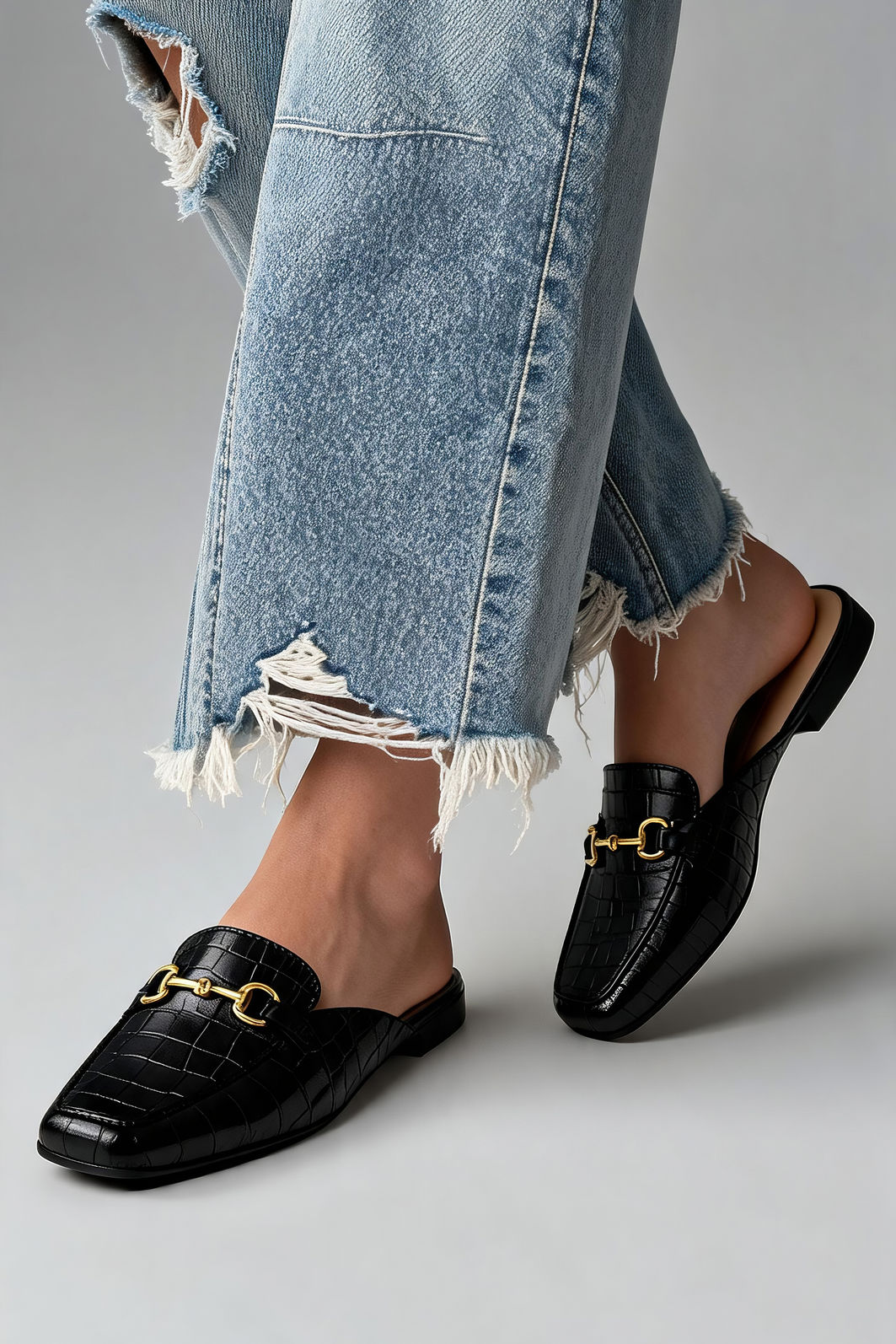 Mule em Croco com Horsebit Preta Mule em Croco com Horsebit Preta
