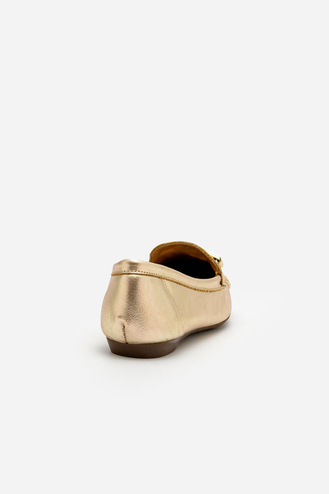Mocassim em Couro com Sola em Borracha Champagne Mocassim em Couro com Sola em Borracha Champagne