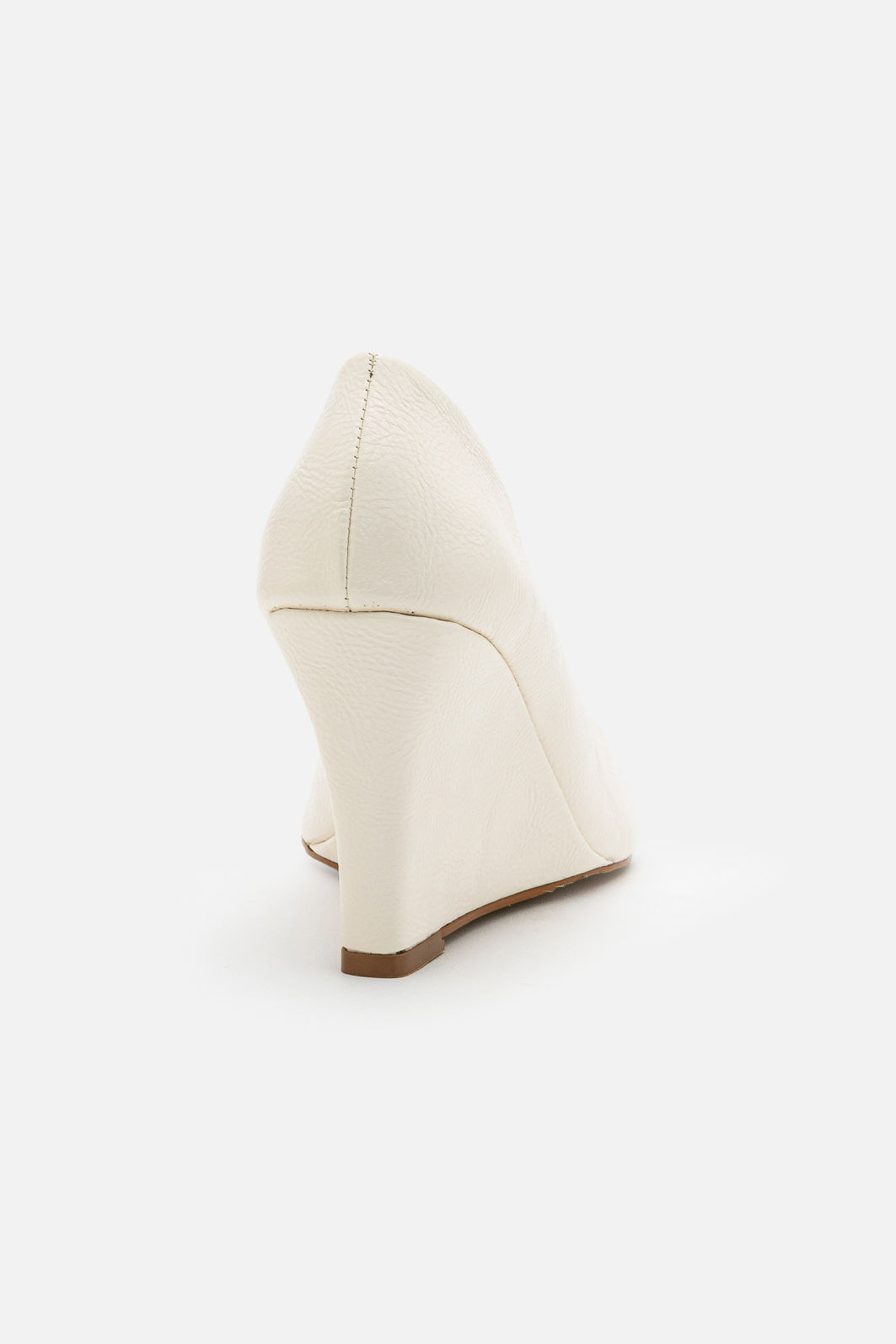 Scarpin com Salto Anabela Bico Fino Moderníssimo Off White Scarpin com Salto Anabela Bico Fino Moderníssimo Off White