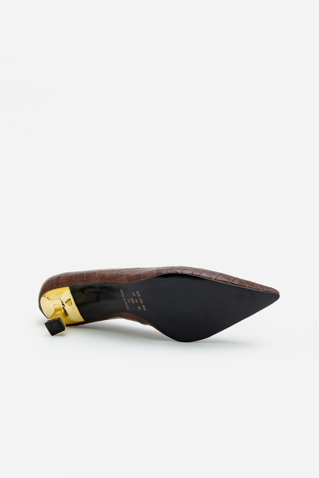 Scarpin em Croco Verniz com Salto Cromado Marrom Scarpin em Croco Verniz com Salto Cromado Marrom
