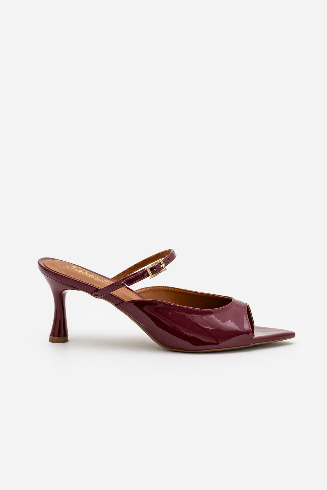 Mule em Verniz com Fivela Strass e Salto Taça Bordo Mule em Verniz com Fivela Strass e Salto Taça Bordo