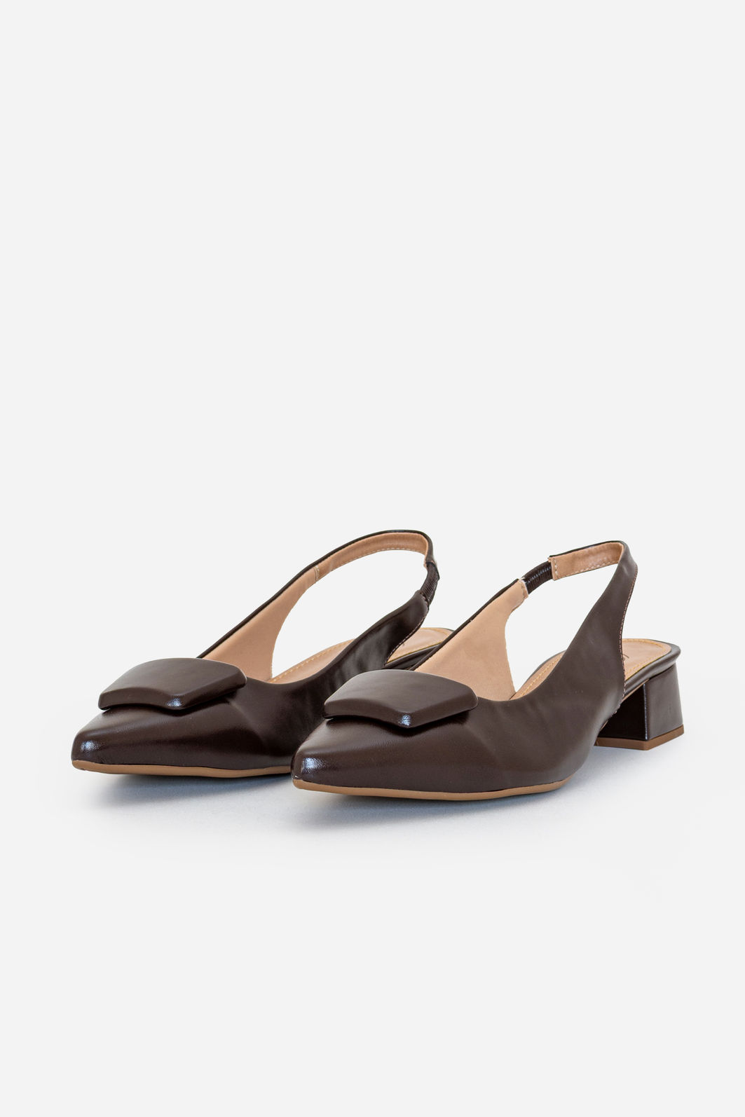 Slingback com Enfeite e Salto Baixo Marrom Slingback com Enfeite e Salto Baixo Marrom