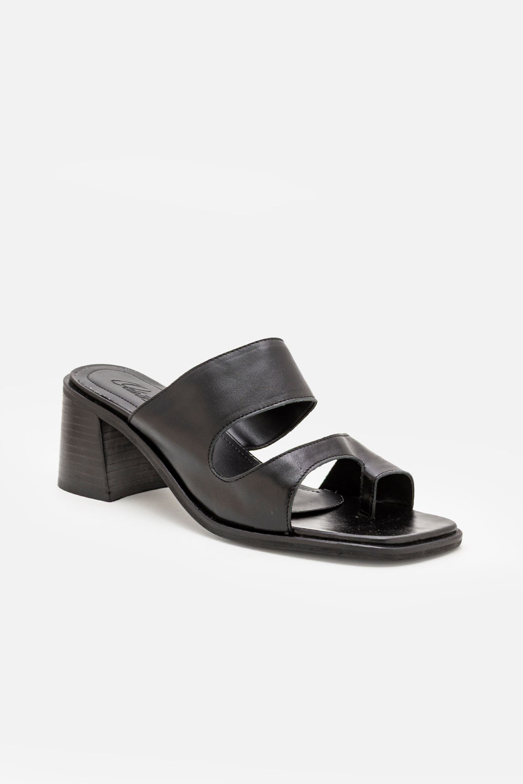 Mule Moderno em Couro Preto Mule Moderno em Couro Preto