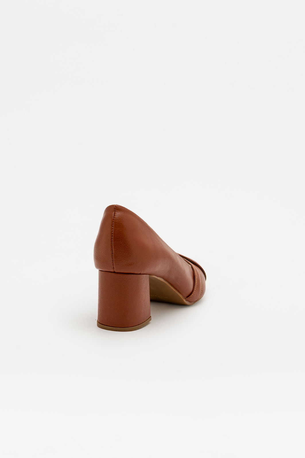 Scarpin Elegante em Couro com Salto Bloco Marrom Scarpin Elegante em Couro com Salto Bloco Marrom