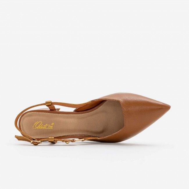Chanel em Couro com Salto Bloco Tostado Chanel em Couro com Salto Bloco Tostado