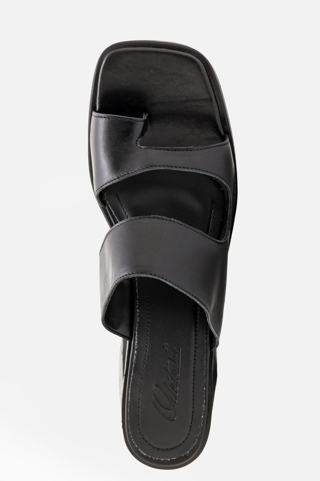 Mule Moderno em Couro Preto Mule Moderno em Couro Preto