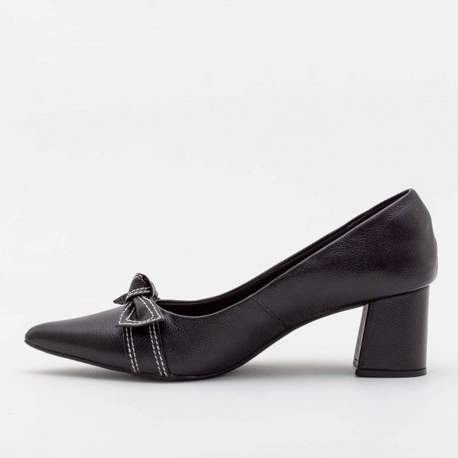 Scarpin Laço com Pesponto em Couro Preto Scarpin Laço com Pesponto em Couro Preto