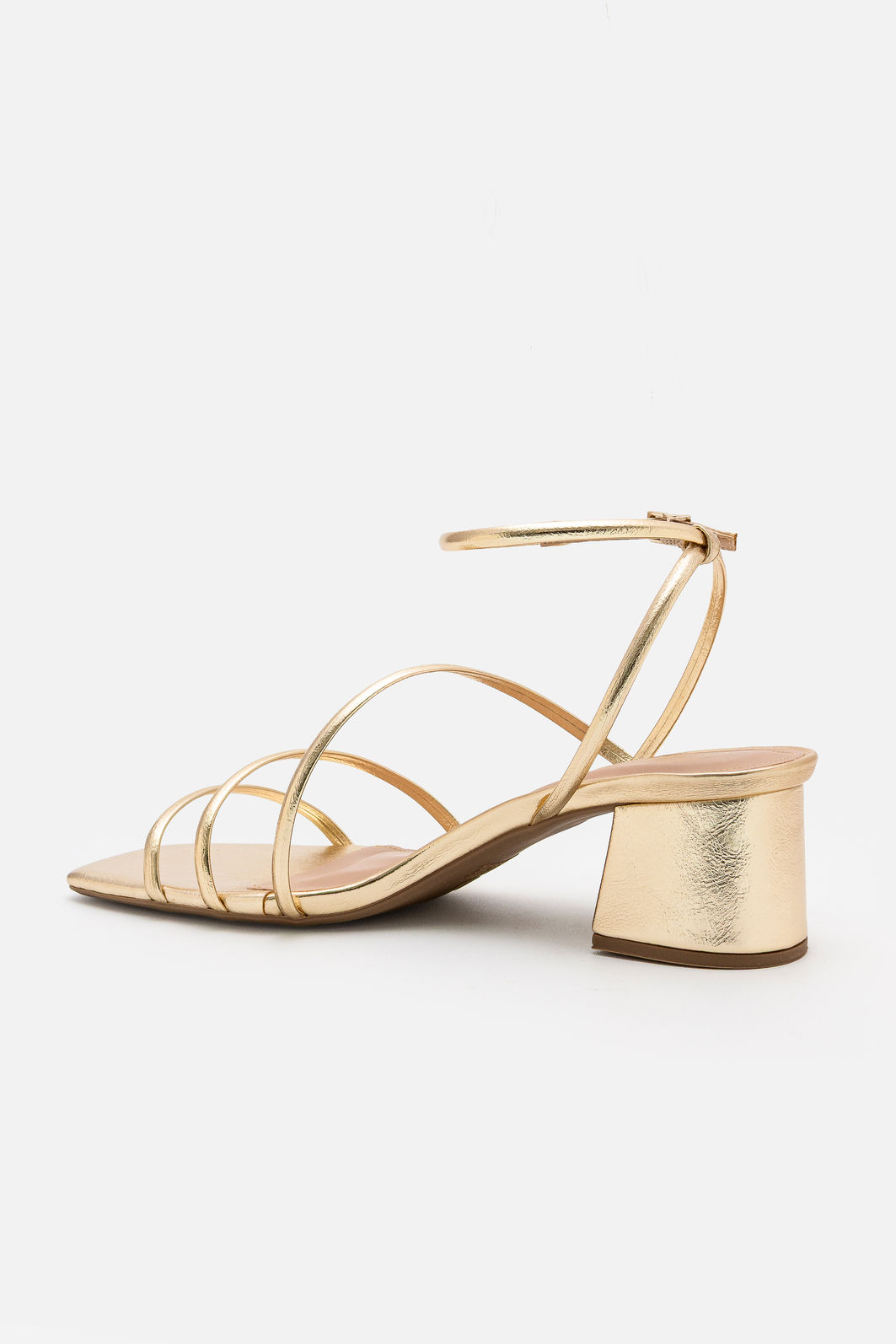 Sandália com Tiras Delicadas e Salto Bloco Champagne Sandália com Tiras Delicadas e Salto Bloco Champagne